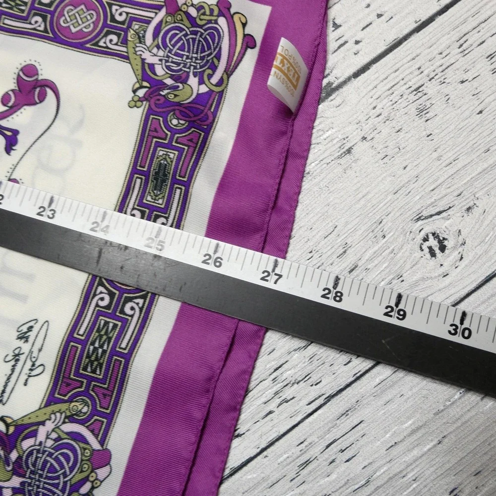 Celtic Renaissance Designs Scarf Womens One Size Multicolor Celtic Ireland